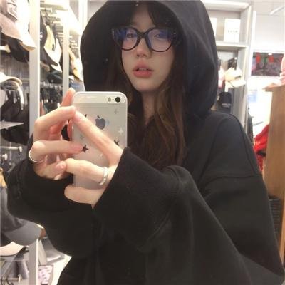 热雪踏歌夜在线观看封面